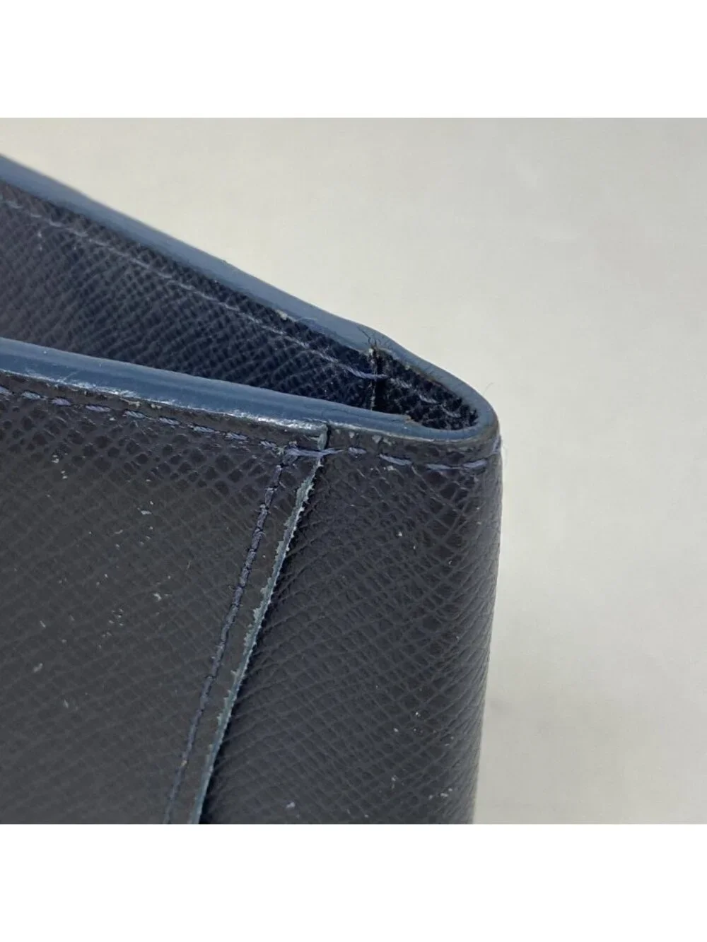 Louis Vuitton Card Case Taiga Organizer de Poche Blue